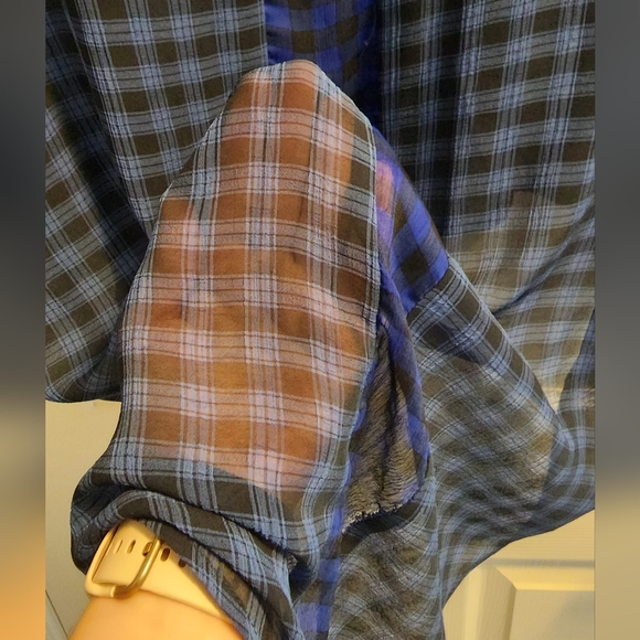 Lucca Couture Sheer Hi Low Top - Picture 5 of 9